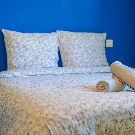 Prázdninový dům Maison Lumineuse Avec Veranda Et Jardin - 8 Personnes *