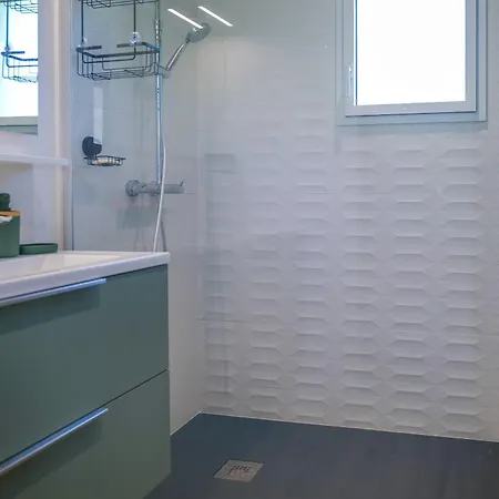 Maison Lumineuse Avec Veranda Et Jardin - 8 Personnes Holiday home