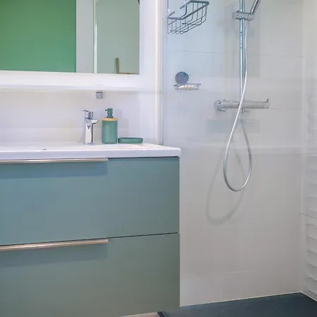 Holiday home Maison Lumineuse Avec Veranda Et Jardin - 8 Personnes Les Sables-d'Olonne
