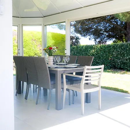 Maison Lumineuse Avec Veranda Et Jardin - 8 Personnes בית נופש *