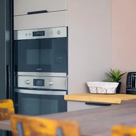 Maison Lumineuse Avec Veranda Et Jardin - 8 Personnes Les Sables-d'Olonne